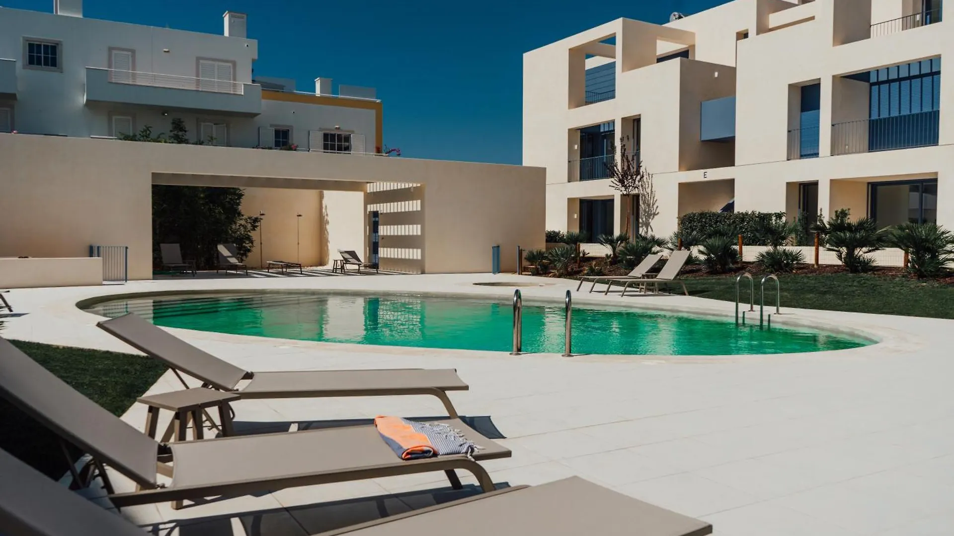 Casas Do Forte Fi Piscina Privativa - T3 Tavira 0*,